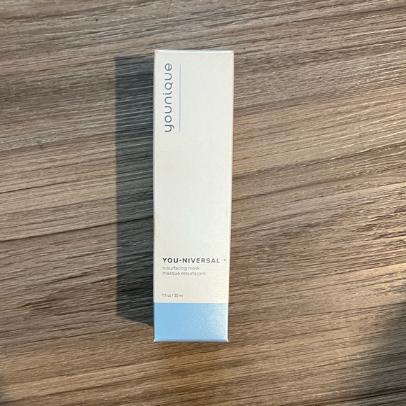 Younique Other - Younique YOU•NIVERSAL Resurfacing Mask